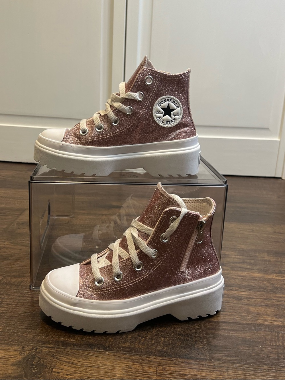 Converse Girls Chuck Taylor All Star Lugged Glitter Sneakers Size 13 Color Pink